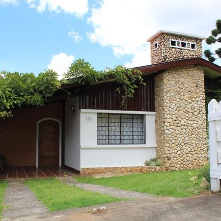 Casa Aconchegante No Capivari Campos do Jordao Dış mekan fotoğraf
